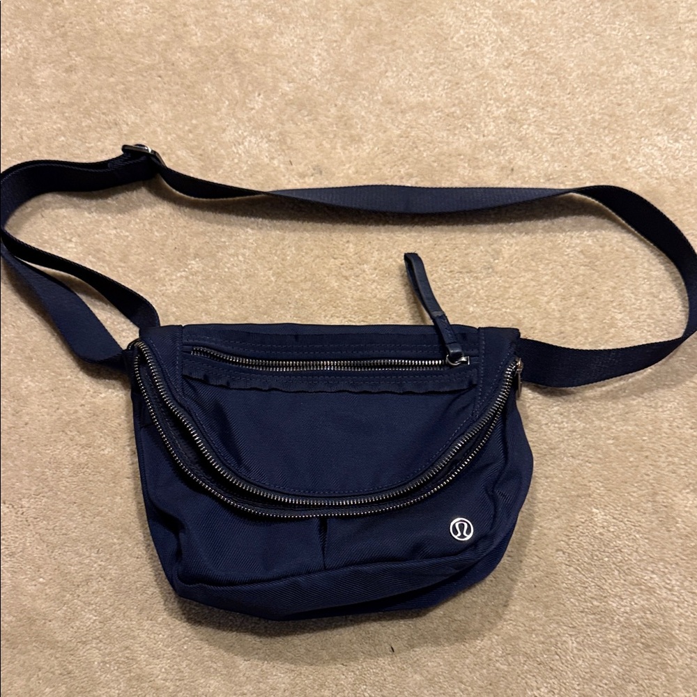 lululemon athletica Navy Crossbody Belt Bag